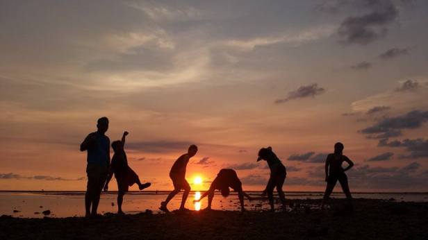 10325374_832196883476279_2615981672011091618_n