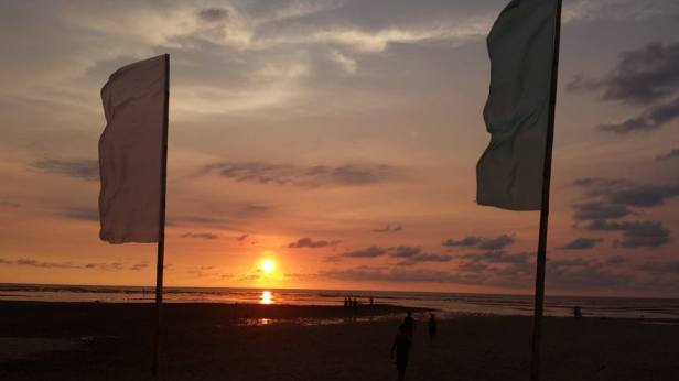 10401926_832196943476273_8144712833134610639_n